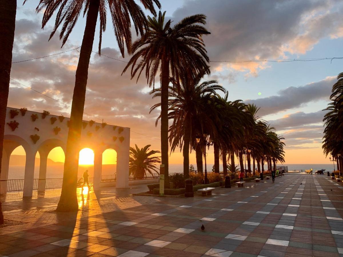 Villa Andrea Nerja Bagian luar foto