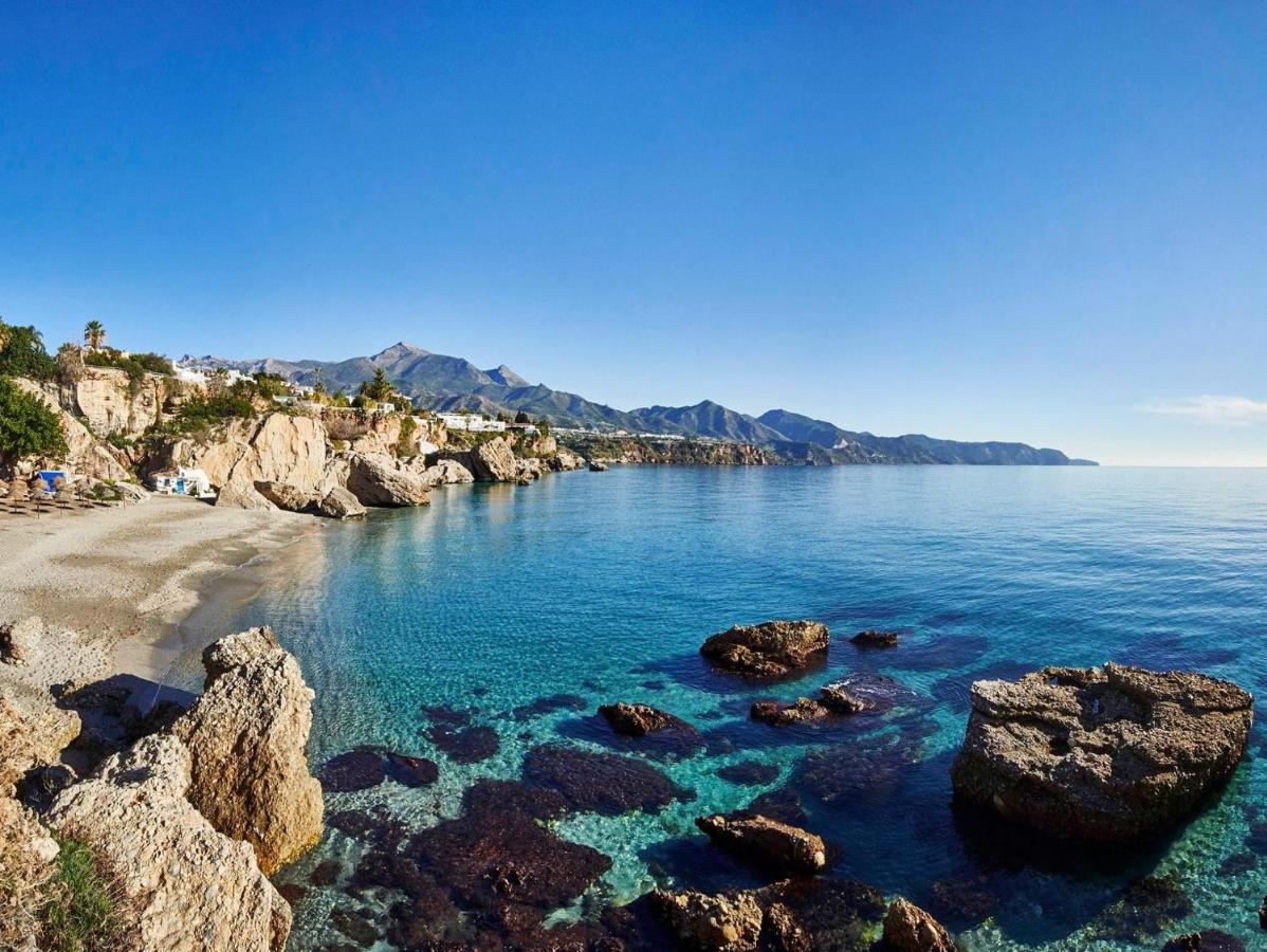 Villa Andrea Nerja Bagian luar foto